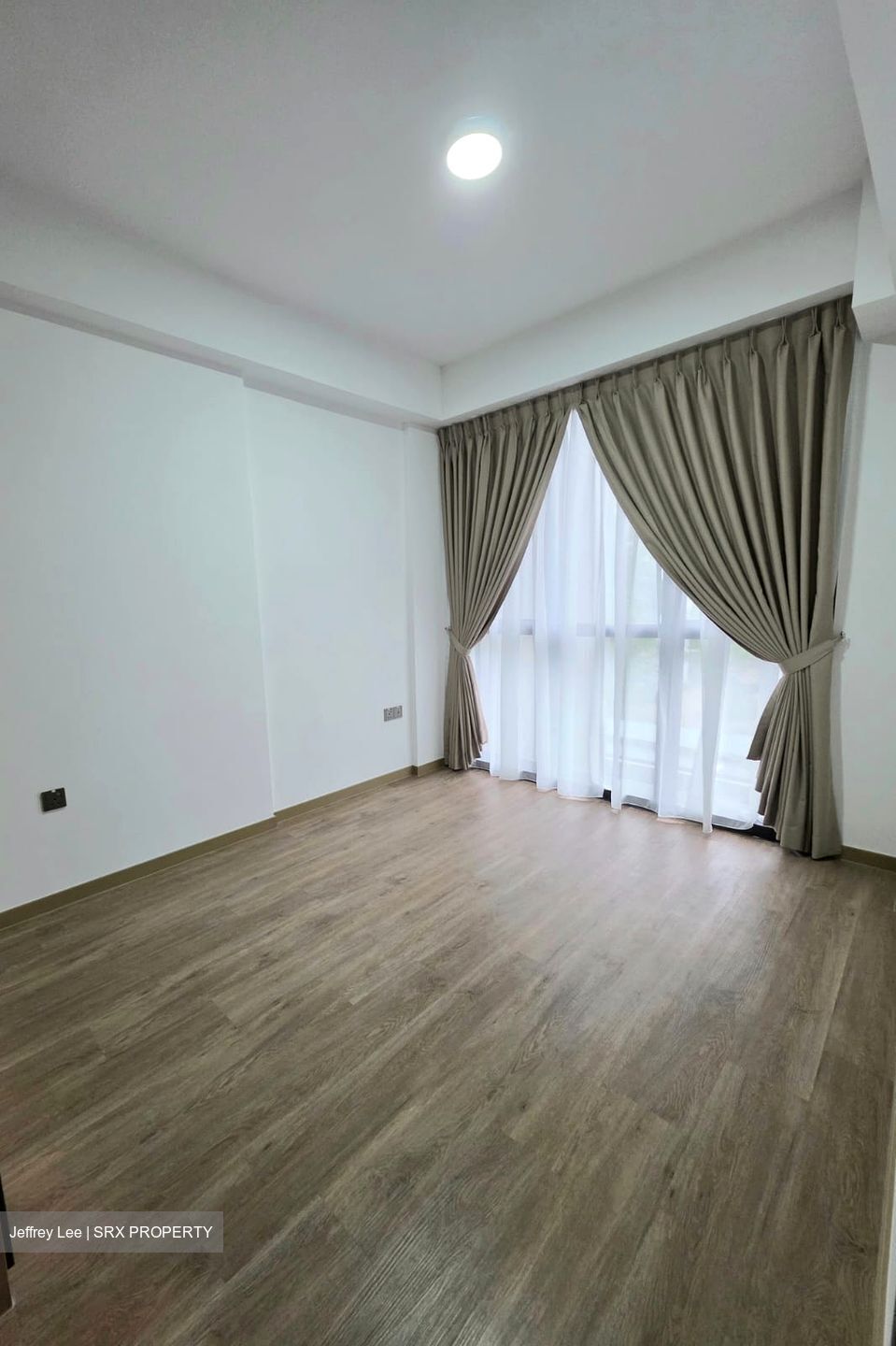 Sceneca Residence (D16), Apartment #572707201